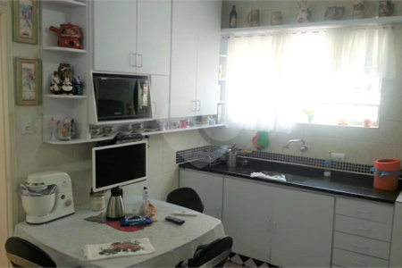 Sobrado à venda com 3 quartos, sendo 1 suíte, em Campo Grande, São Paulo, SP