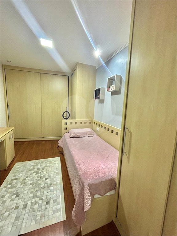 Casa à venda com 3 suítes no condomínio Itapuã XI, São Paulo - SP