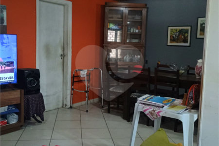 Casa à venda com 7 quartos, sendo 2 suítes, em Campo Grande, Rio de Janeiro, RJ