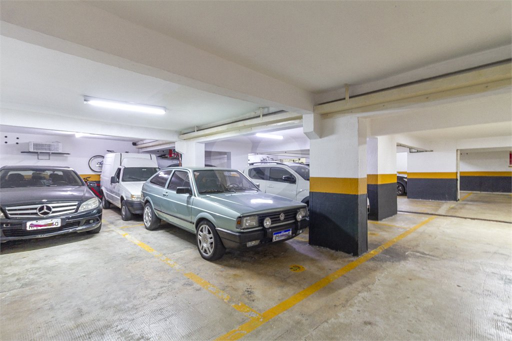 Apartamento à venda com 4 quartos, sendo 1 suíte, em Indianópolis, São Paulo, SP