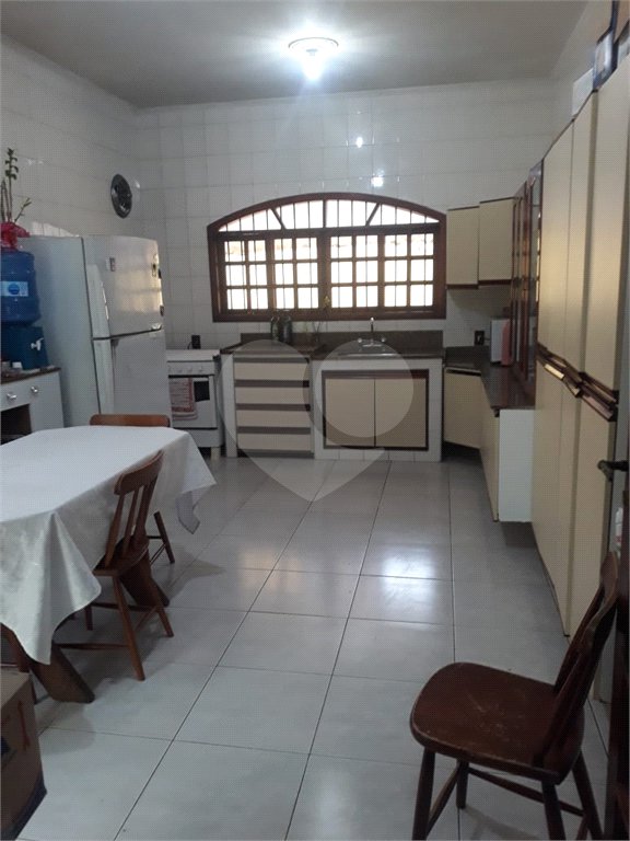 Sobrado à venda com 3 quartos, sendo 1 suíte, em Jardim Flórida, São Roque, SP