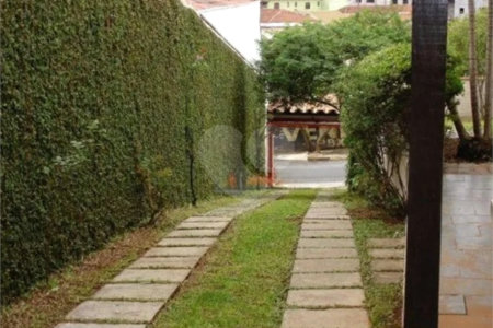 Sobrado à venda com 4 quartos, sendo 1 suíte,  em Vila Rosália, Guarulhos, SP