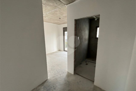 Apartamento à venda com 3 suítes em Moema, São Paulo, SP