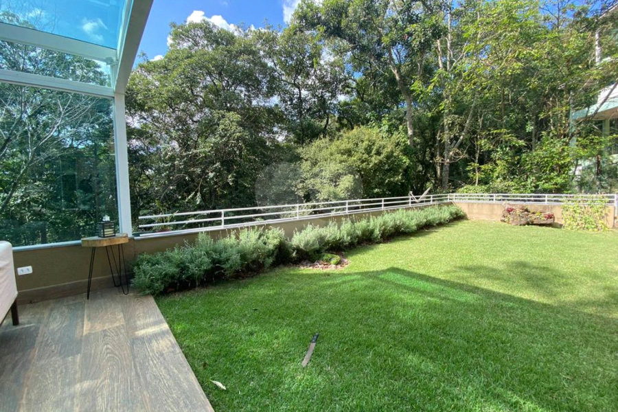 Casa à venda com 3 suítes no condomínio Parque Itatiaia, Mairiporã - SP