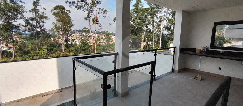 Casa à venda com 3 suítes no condomínio Central Parque, Salto - SP