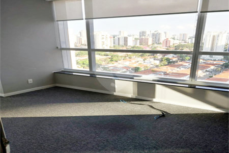 Sala à venda em Jardim das Acácias, São Paulo, SP