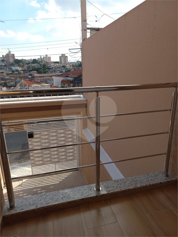 Sobrado à venda ou para alugar com 3 suítes em Vila Pedra Branca, São Paulo, SP