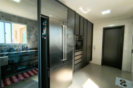Apartamento à venda com 3 suítes em Lar São Paulo, São Paulo, SP
