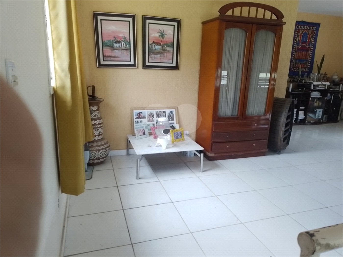 Sítio à venda com 4 quartos, sendo 3 suítes, em Caxito, Maricá, RJ