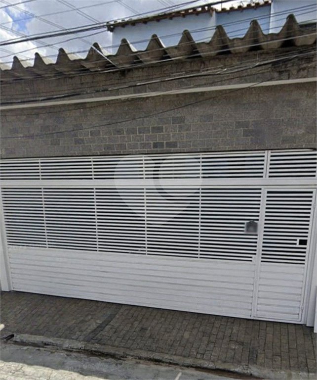 Sobrado à venda com 4 quartos, sendo 1 suíte,  em Vila Cleonice, São Paulo, SP
