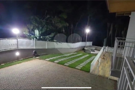 Casa à venda com 4 suítes no condomínio Shambala I, Atibaia - SP