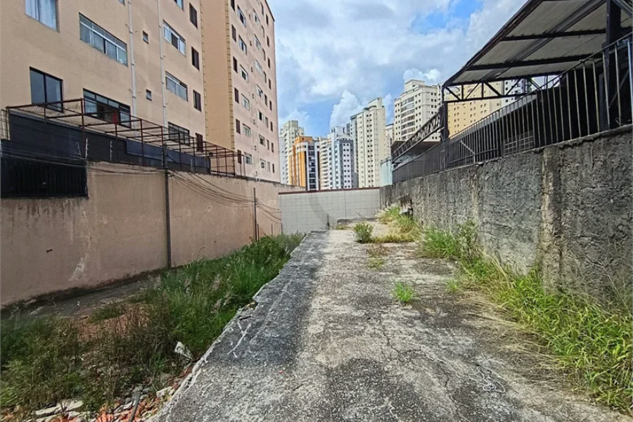 Terreno à venda em Chora Menino, São Paulo, SP