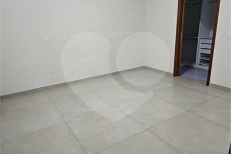 Casa para alugar com 3 suítes no condomínio Dona Lucila, Indaiatuba - SP