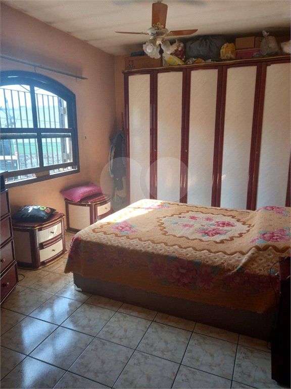 Sobrado à venda com 3 quartos, sendo 1 suíte, em Parque Novo Mundo, São Paulo, SP