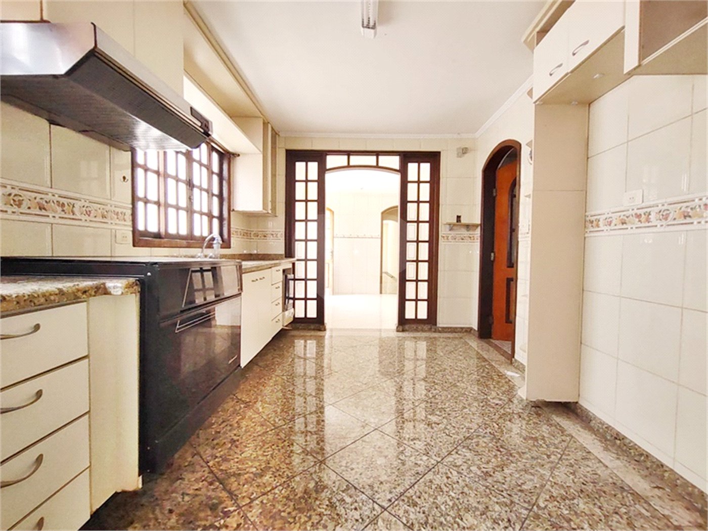 Casa à venda com 3 quartos, sendo 1 suíte, em Vila Mazzei, São Paulo, SP
