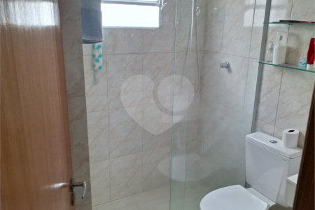 Casa à venda com 2 quartos no condomínio Residencial Cristal Lll, Mogi das Cruzes - SP