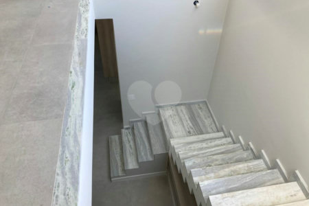 Casa à venda com 3 quartos, sendo 1 suíte,  no condomínio Monterey Ville, Mogi das Cruzes - SP