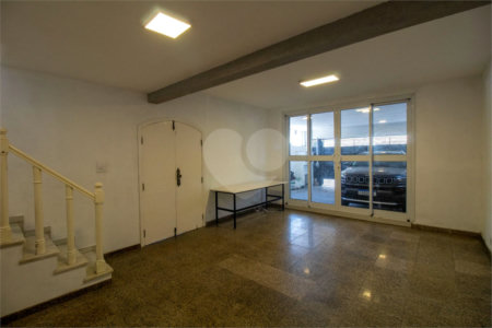 Casa à venda com 3 quartos, sendo 1 suíte, em Brooklin Paulista, São Paulo, SP