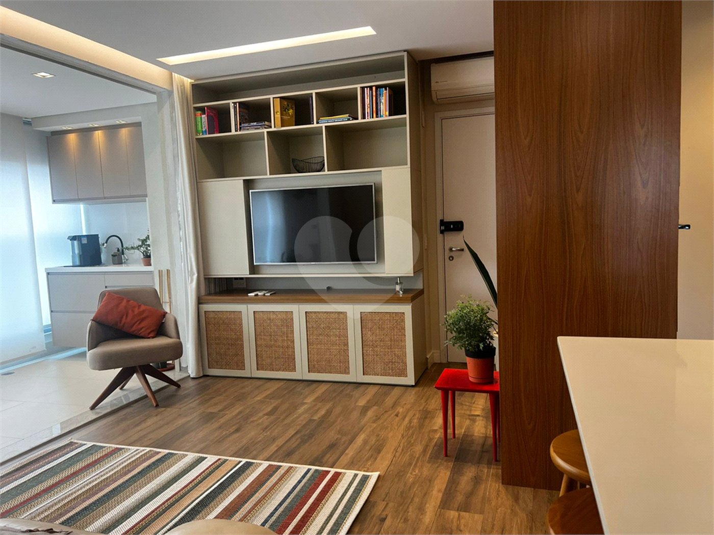 Apartamento à venda com 2 suítes em Indianópolis, São Paulo, SP