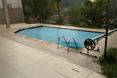Casa à venda com 2 suítes no condomínio Cântaros da Serra, São Paulo - SP