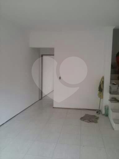 Sobrado à venda com 3 quartos, sendo 2 suítes, em Jardim Monte Kemel, São Paulo, SP