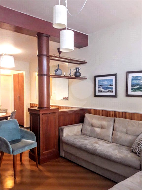 Casa à venda com 3 quartos, sendo 1 suíte,  em Jardim Aeroporto, São Paulo, SP