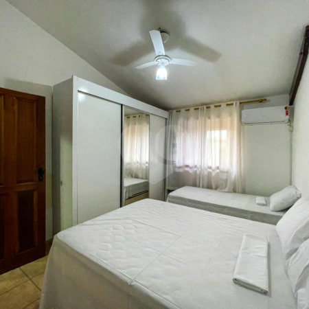 Apartamento à venda com 1 quarto em Taperapuan, Porto Seguro, BA