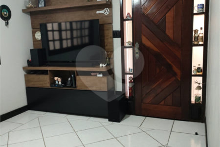 Casa à venda com 2 quartos em Residencial Colinas, Mogi das Cruzes, SP