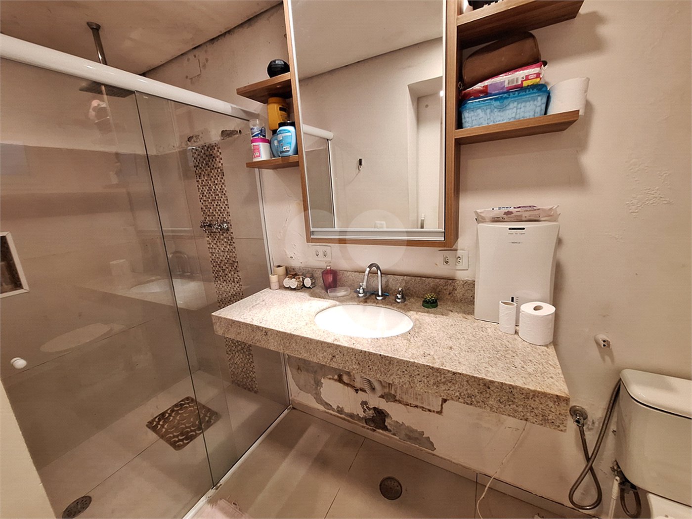 Casa à venda com 3 quartos, sendo 1 suíte, em Chora Menino, São Paulo, SP