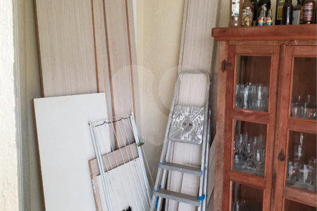 Casa à venda com 6 quartos, sendo 3 suítes, em Alto Ipiranga, Mogi das Cruzes, SP