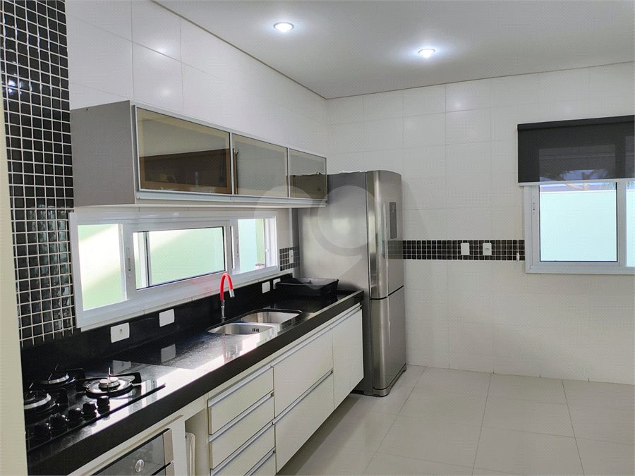 Casa à venda com 3 suítes no condomínio Colinas do Sol, Sorocaba - SP