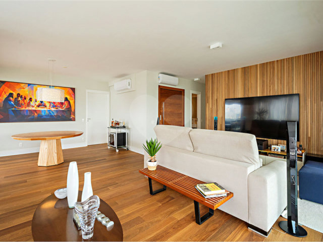 Apartamento à venda com 4 suítes em Brooklin, São Paulo, SP