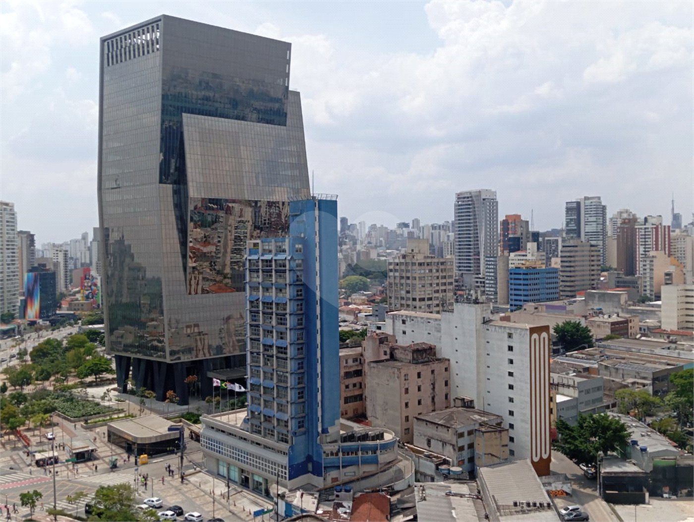 Studio à venda ou para alugar com 1 suíte em Pinheiros, São Paulo, SP