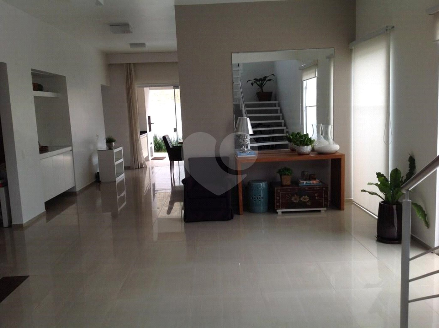 Casa à venda com 3 quartos, sendo 2 suítes,  no condomínio Real Park - Vila Oliveira, Mogi das Cruzes - SP