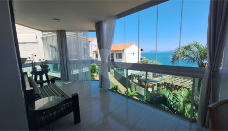 Flat à venda com 2 quartos em Caravelas, Armação dos Búzios, RJ