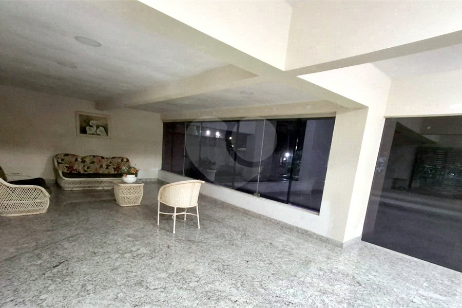 Apartamento à venda com 1 quarto em Vila Alzira, Guarujá, SP