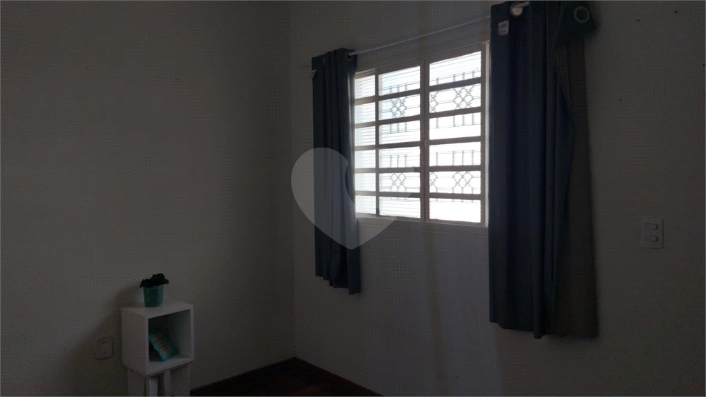 Casa à venda com 5 quartos, sendo 1 suíte, em Jardim Santa Paula, São Carlos, SP