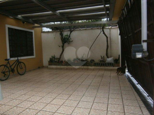 Sobrado à venda com 3 quartos, sendo 1 suíte,  em Santa Teresinha, São Paulo, SP