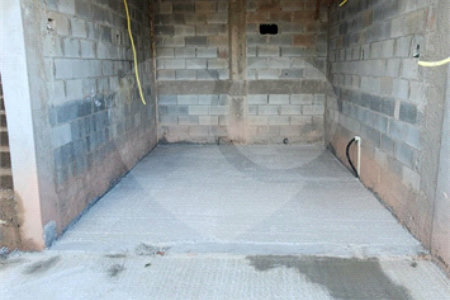 Sobrado à venda com 3 quartos, sendo 1 suíte,  em Jardim Maristela, Atibaia, SP
