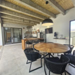 Casa à venda com 5 quartos, sendo 3 suítes, no condomínio Residencial Terras de Vinhedo, Vinhedo - SP