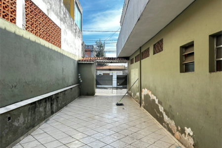 Casa à venda com 4 quartos em Jardim Casa Branca, Suzano, SP