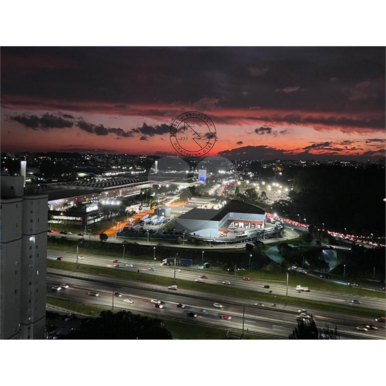 Apartamento à venda com 3 quartos, sendo 1 suíte,  em Vila Lusitânia, São Bernardo do Campo, SP