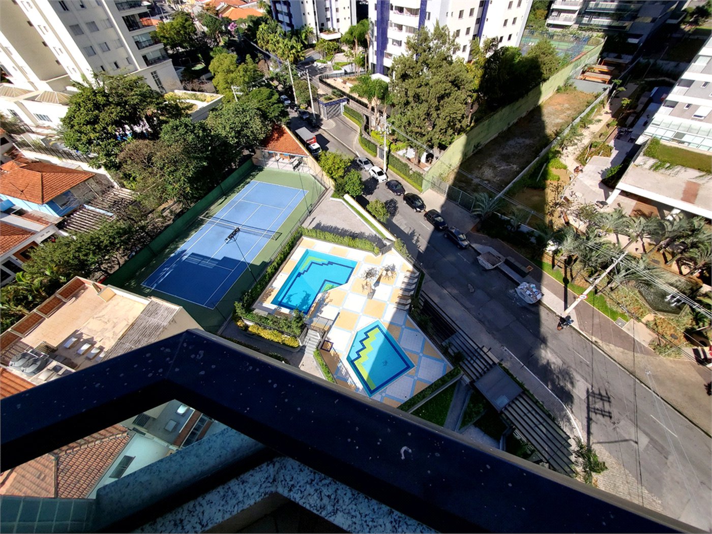 Apartamento à venda com 3 quartos, sendo 1 suíte,  em Santo Amaro, São Paulo, SP
