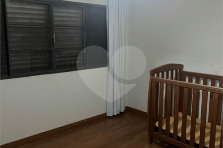 Casa à venda com 3 quartos, sendo 1 suíte,  em Chácara São João, São Carlos, SP