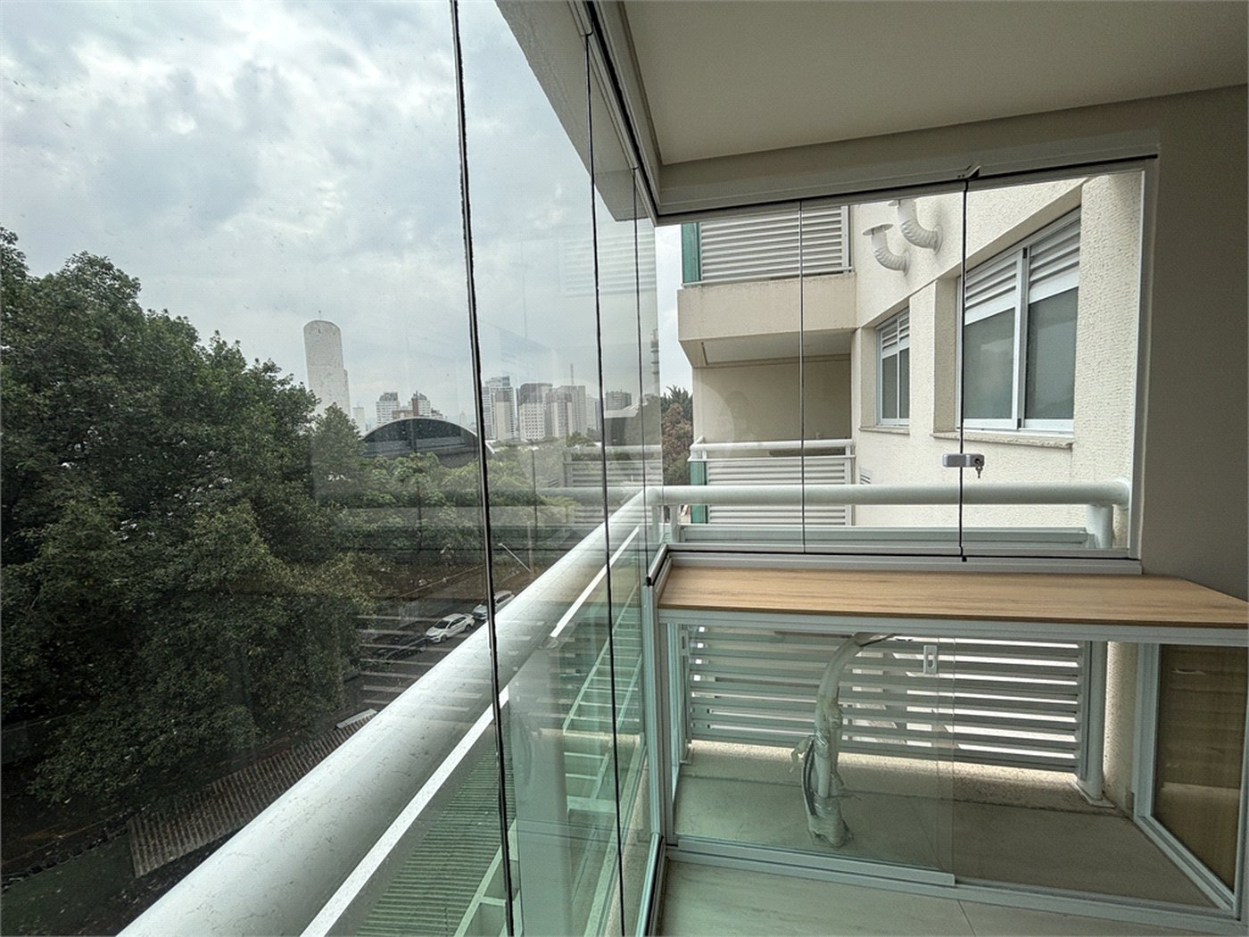 Apartamento à venda ou para alugar com 2 quartos, sendo 1 suíte, em Barra Funda, São Paulo, SP