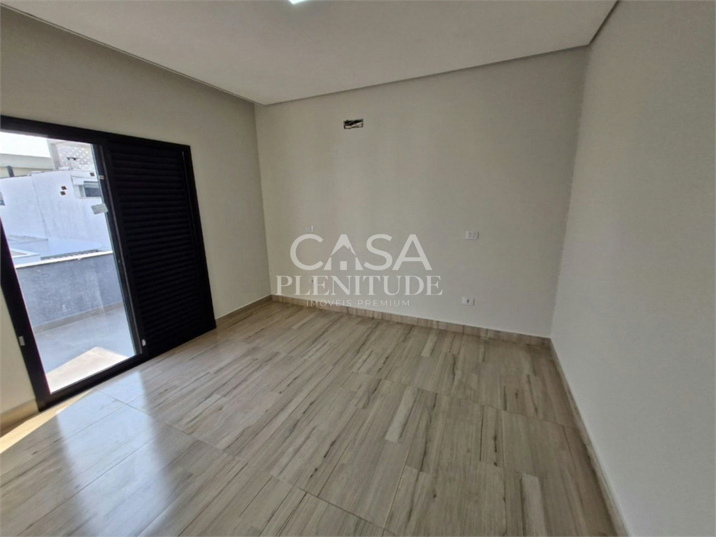 Casa em condomínio à venda com 3 quartos, sendo 1 suíte, em Cajuru do Sul, Sorocaba, SP