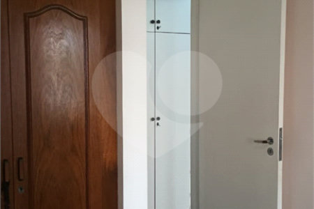 Apartamento à venda com 3 quartos, sendo 1 suíte, em Vila Mariana, São Paulo, SP