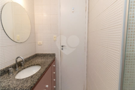 Apartamento à venda com 3 quartos, sendo 1 suíte, em Pinheiros, São Paulo, SP