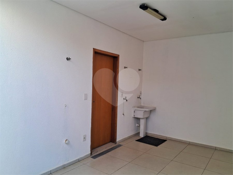 Casa para alugar com 3 quartos, sendo 1 suíte,  em João XXIII, Vinhedo, SP
