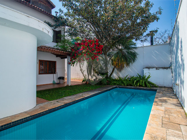 Casa à venda com 3 suítes em Chácara Flora, São Paulo, SP